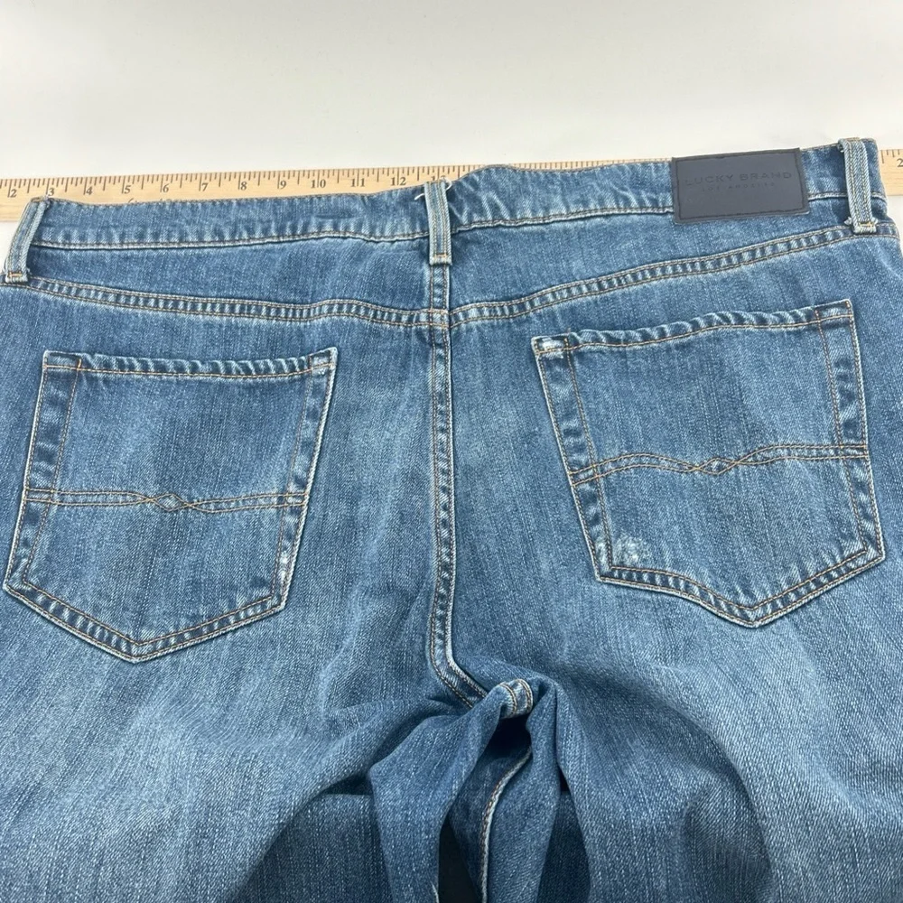 Lucky Brand 121 Jeans Men’s 40/32 Blue Slim Straight Outdoors Workwear Casual